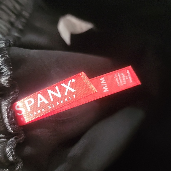 SPANX NWT LEATHER PANTS SIZE MEDIUM - Picture 4 of 6